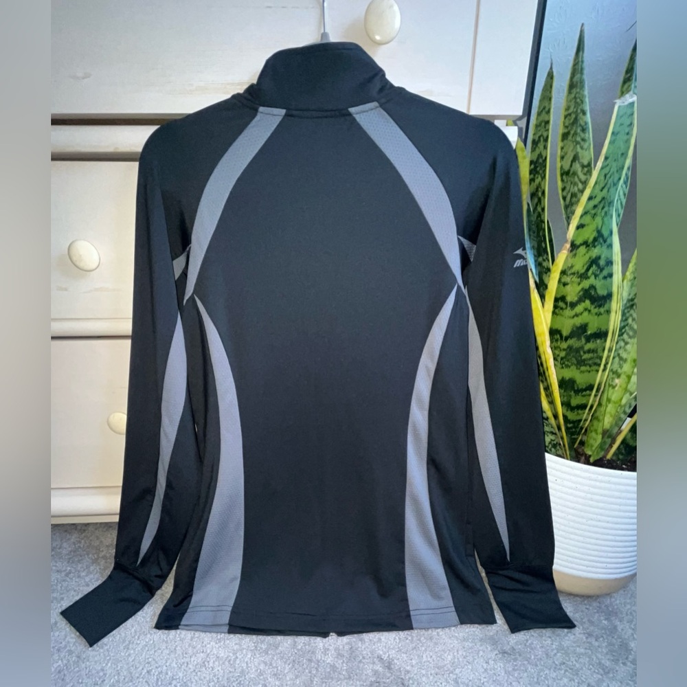 NWT Women’s Mizuno Elite 9 Focus Full Zip Volleyball Jacket Medium - Picture 3 of 9